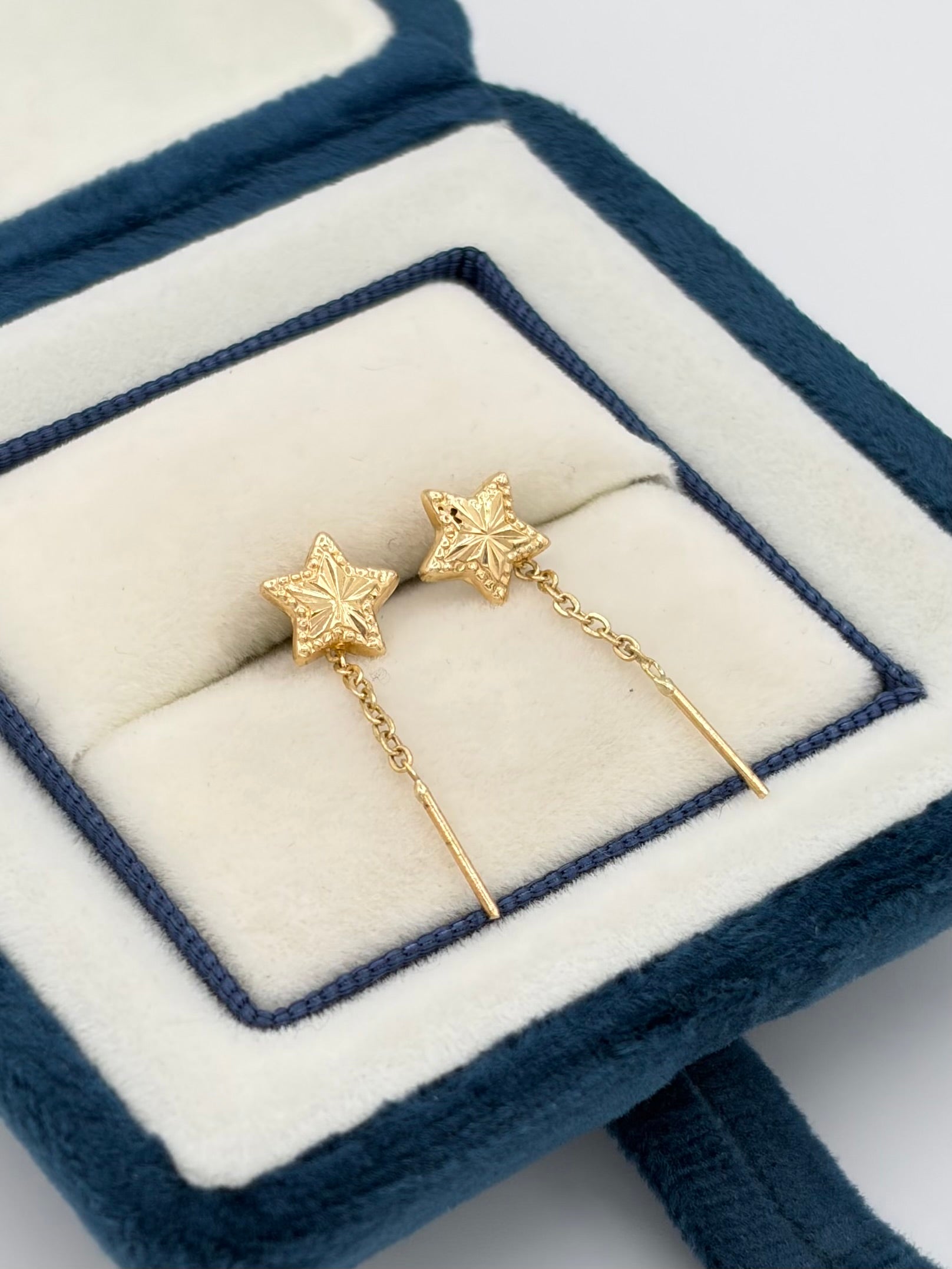 Topos Colgantes estrella dorada Oro amarillo 18k 0,78 Gr / 7 mm