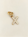 Dije Inicial X circones blancos corona  Oro amarillo 18k 0,78 Gr / 0,8 mm