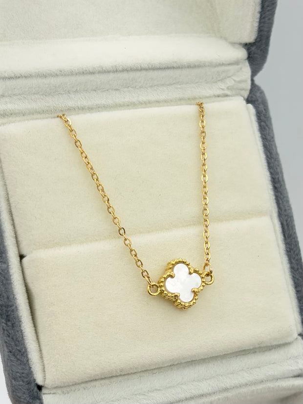 Pulso aro seguido trebol nacar Oro amarillo 18k 2,13 Gr / 1,5 mm / 18,3 Cm Broche 0,15