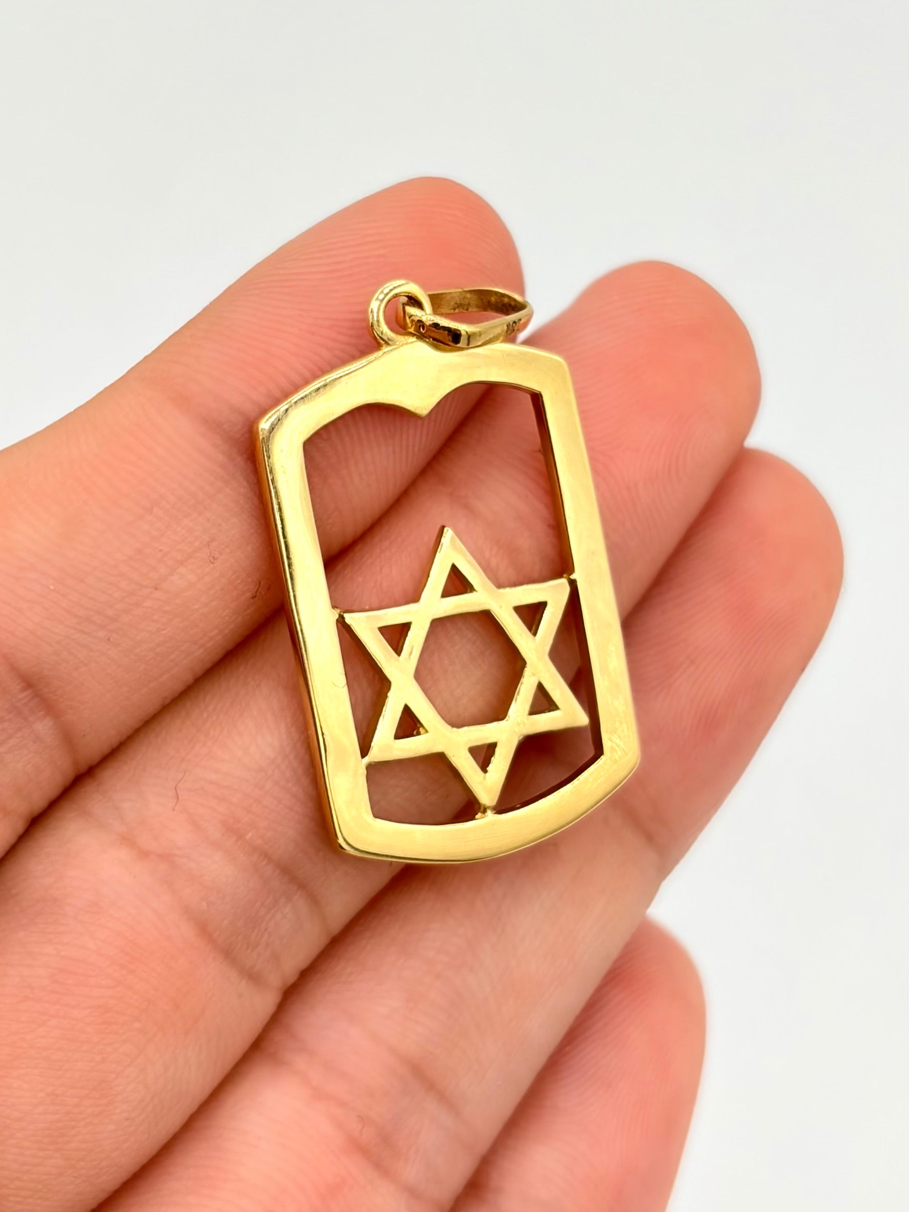 Dije placa estrella de david Oro amarillo 18k 2,90 Gr / 3,0 Cm