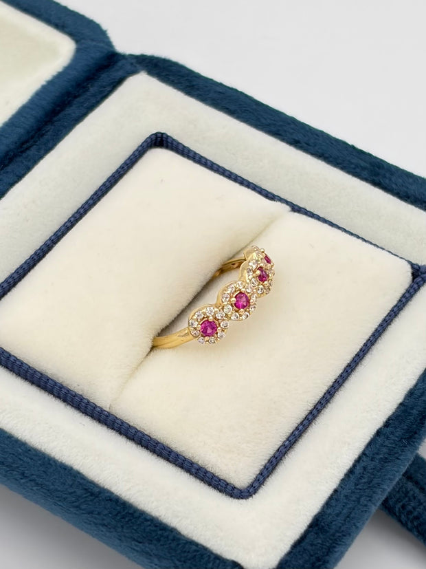 Anillo circones fucsia-blanco Oro amarillo 18k / Talla 5 / 2,06 Gr