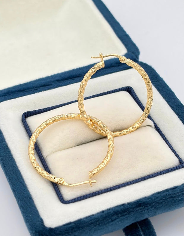 Candonga Onduladas  Oro amarillo 18k 1,86 Gr / 2,8 Cm