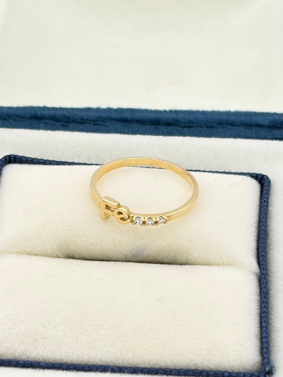 Anillo Fe circones de lado  Oro amarillo 18k / Talla 4/2 / 1,09 Gr