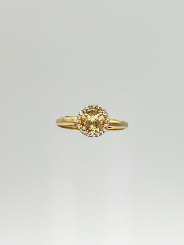 Anillo Oso medalla circones blancos  Oro amarillo 18k / Talla 9/2 / 1,35 Gr