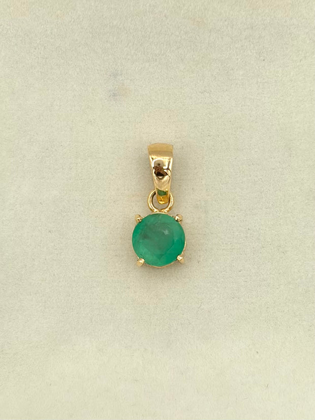 Dije Esmeralda redonda Oro amarillo 18k 1,04 Gr / 7 mm