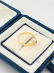Anillo Troquelado circon verde  Oro amarillo 18k / Talla 8 / 1,05 Gr