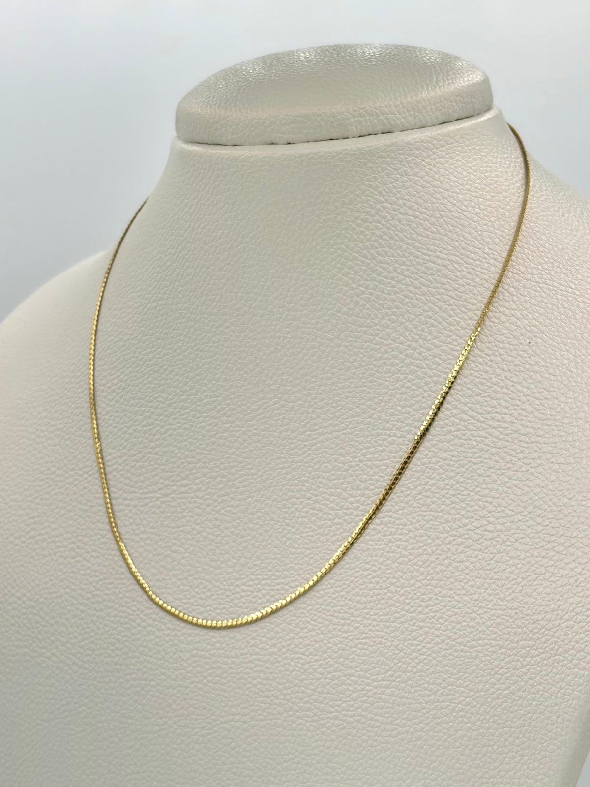 Cadena It cubana plana seguida Oro amarillo 18k 2,58 Gr / 2 mm / 40 Cm