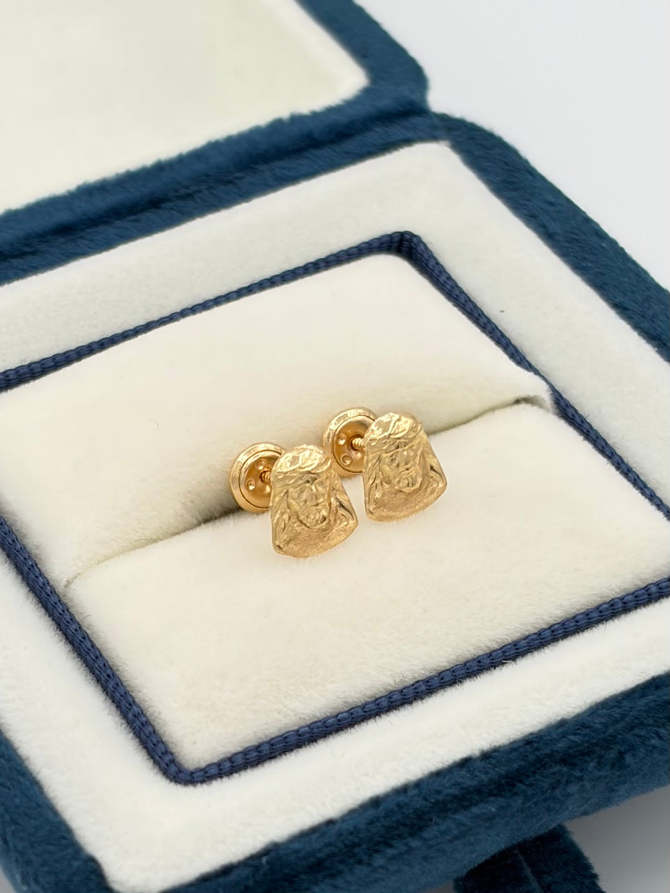Topos rostro cristo  Oro amarillo 18k 0,94 Gr / 6 mm
