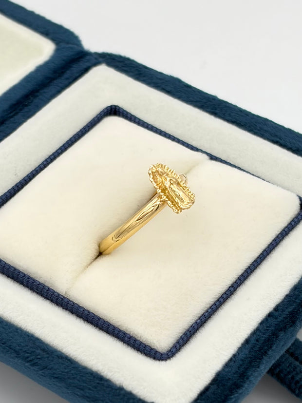 Anillo Virgen de guadalupe Oro amarillo 18k / Talla 7 / 1,11 Gr