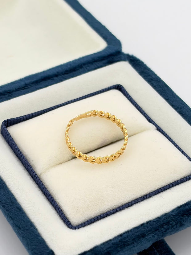 Anillo Cubano Oro amarillo 18k / Talla 7 / 1,29 Gr
