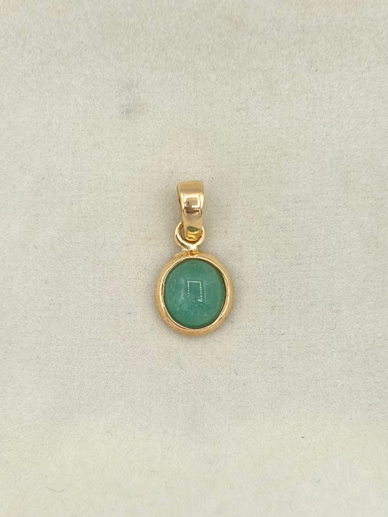 Dije Cabujon de esmeralda Oro amarillo 18k 0,75 Gr / 8 mm