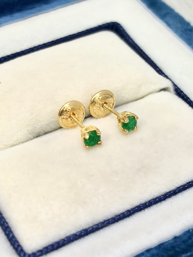 Topos esmeralda Oro amarillo 18k 0,35 Gr / 2 mm