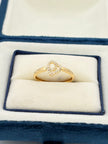 Anillo Corazon circones  Oro amarillo 18k / Talla 7 / 1,0 Gr