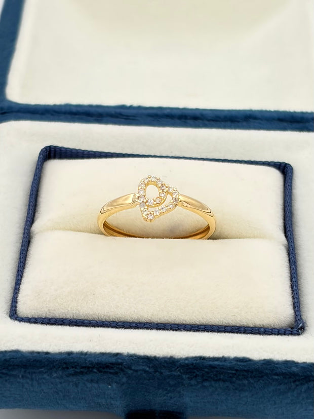 Anillo Corazon circones  Oro amarillo 18k / Talla 7 / 1,0 Gr