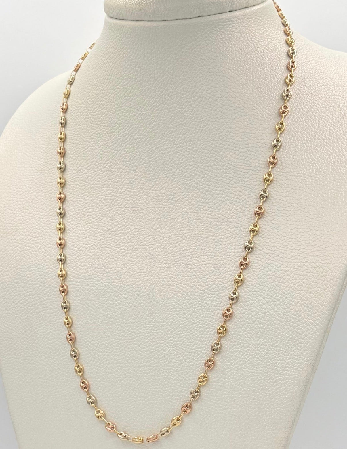 Cadena eslabon gc Tres oros 18k 9,58 Gr / 4 mm / 60 Cm Broche 0,15