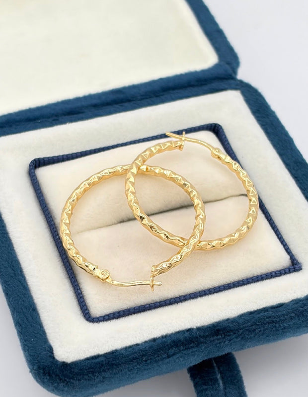 Candonga Onduladas  Oro amarillo 18k 1,86 Gr / 2,8 Cm