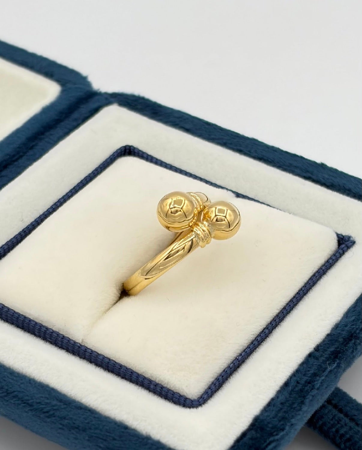 Anillo Tu y yo  Oro amarillo 18k / Talla 6 / 1,56 Gr
