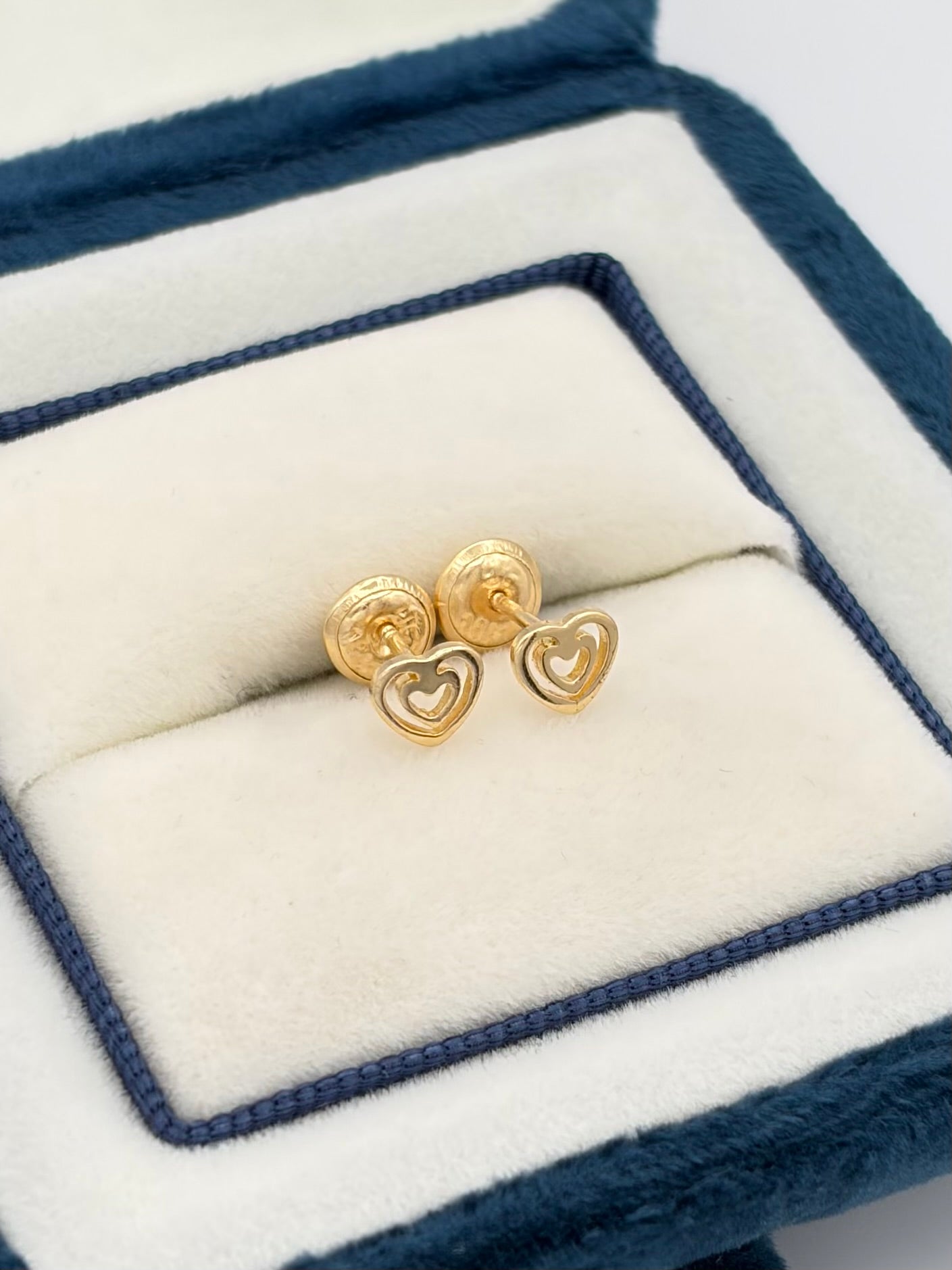 Topos corazon dentro de corazon Oro amarillo 18k 0,70 Gr / 5 mm