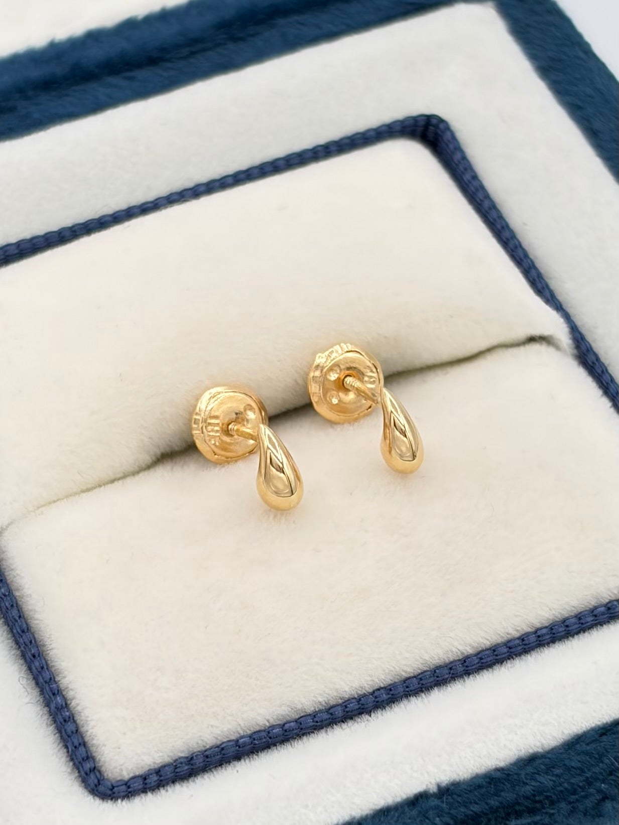 Topos gotas mini  Oro amarillo 18k 0,47 Gr / 2 mm