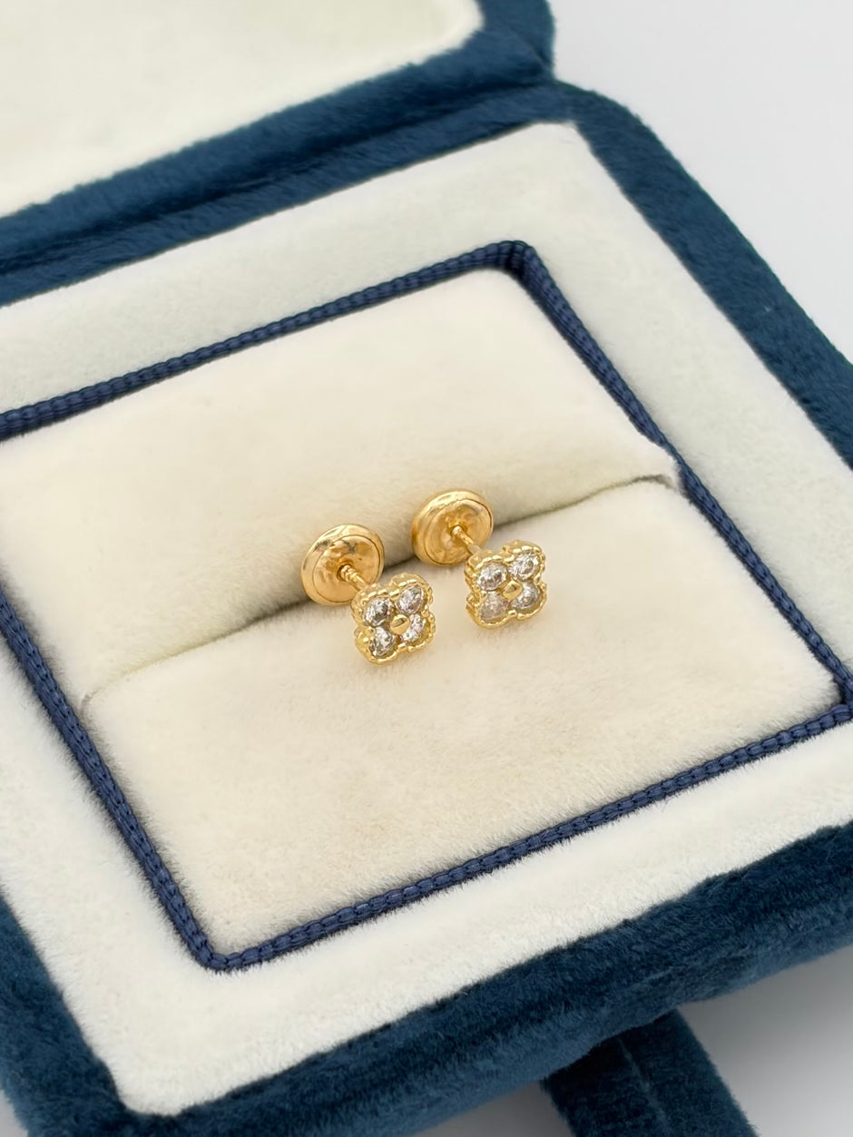 Topos trebol circones blancos  Oro amarillo 18k 1,10 Gr / 5 mm