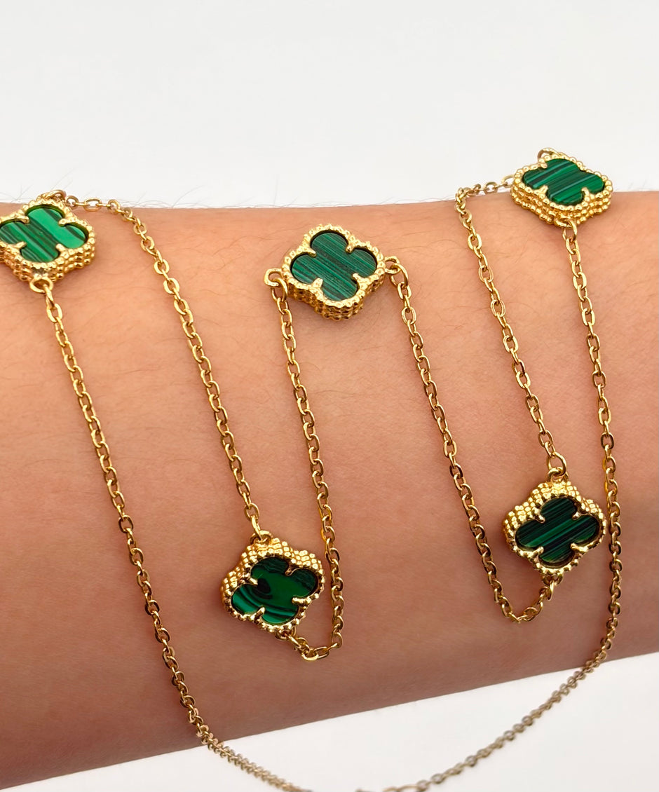 Cadena aro seguido con trebol verde Oro amarillo 18k 6,60 Gr / 1,2 mm / 45 Cm Broche 0,15