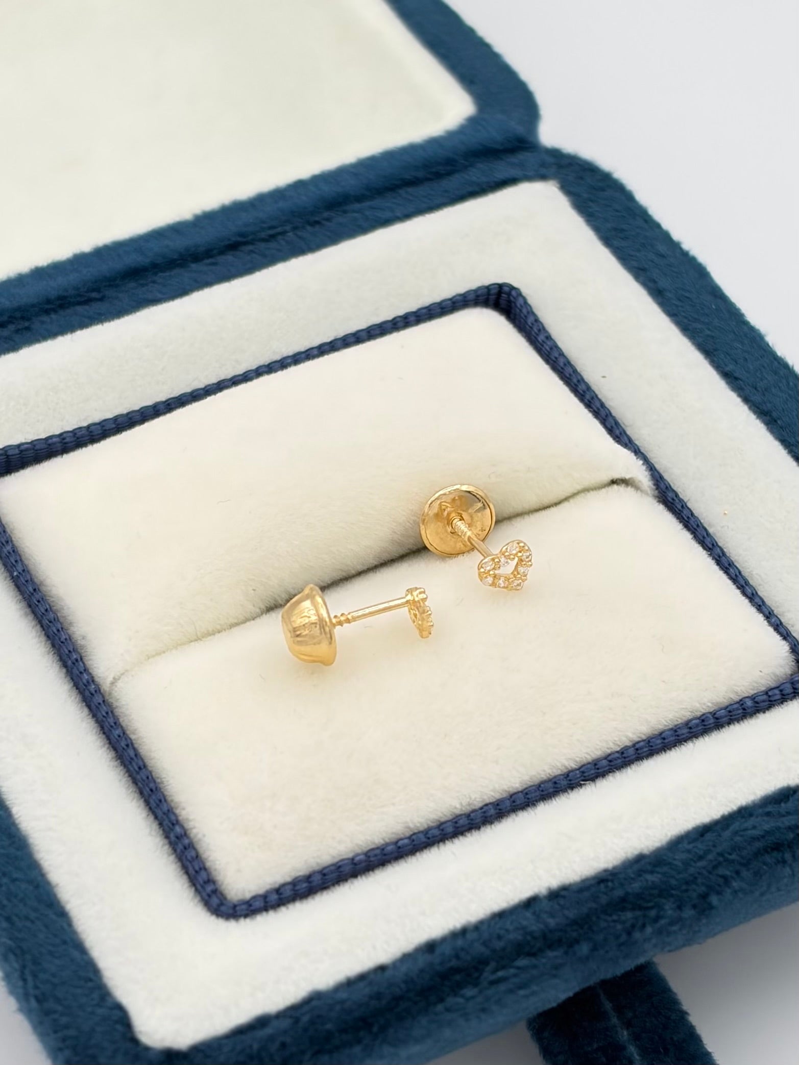 Topos corazon circones blancos mini Oro amarillo 18k 0,41 Gr / 4 mm