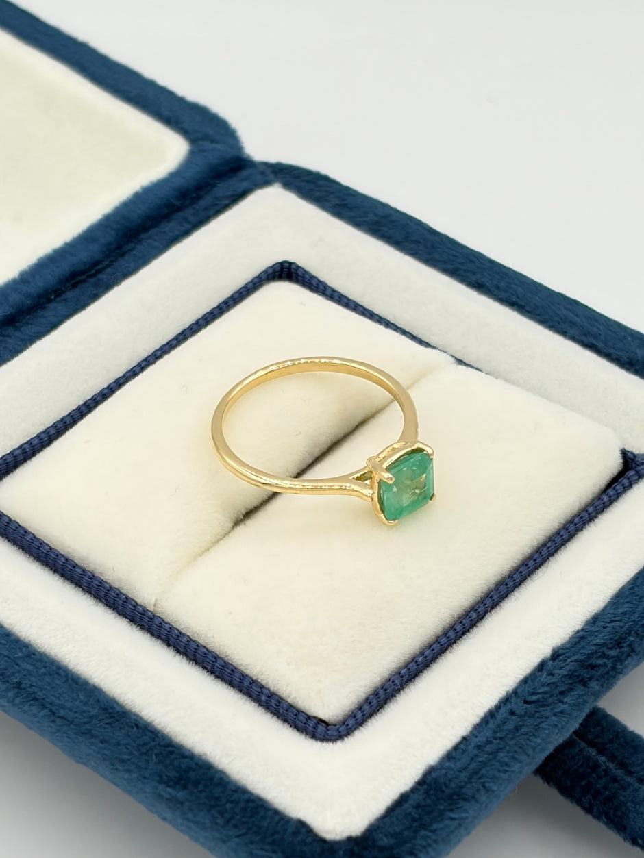 Anillo esmeralda cuadrada Oro amarillo 18k / Talla 5/2 / 1 Gr