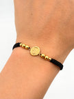 Pulsera tejida herraje V 4BL #4 2BL #3 hilo negro Oro amarillo 18k 0,85 Gr