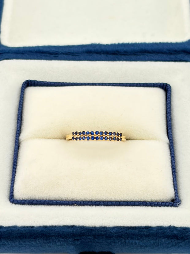 Anillo circones azules  Oro amarillo 18k / Talla 4/2 / 1,01 Gr