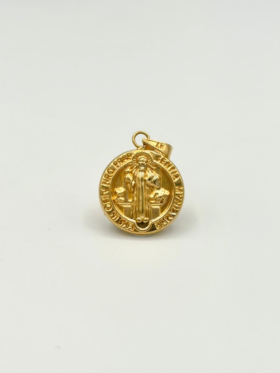 Dije San benito Oro amarillo 18k 1,32 Gr / 1,6 Cm