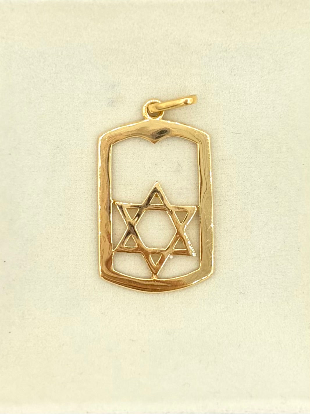 Dije placa estrella de david Oro amarillo 18k 2,90 Gr / 3,0 Cm
