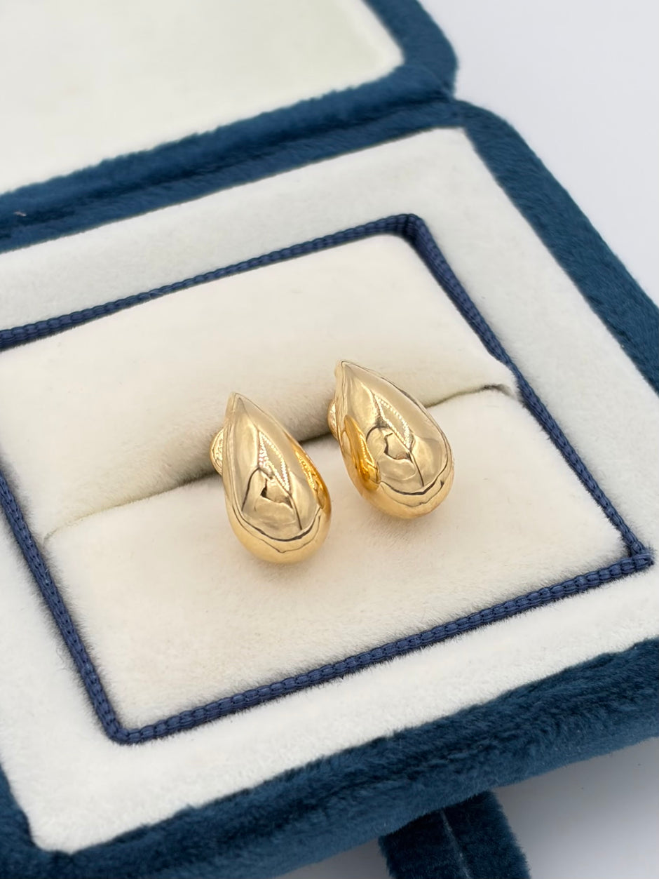 Topos gotas Oro amarillo 18k 1,86 Gr / 8 mm