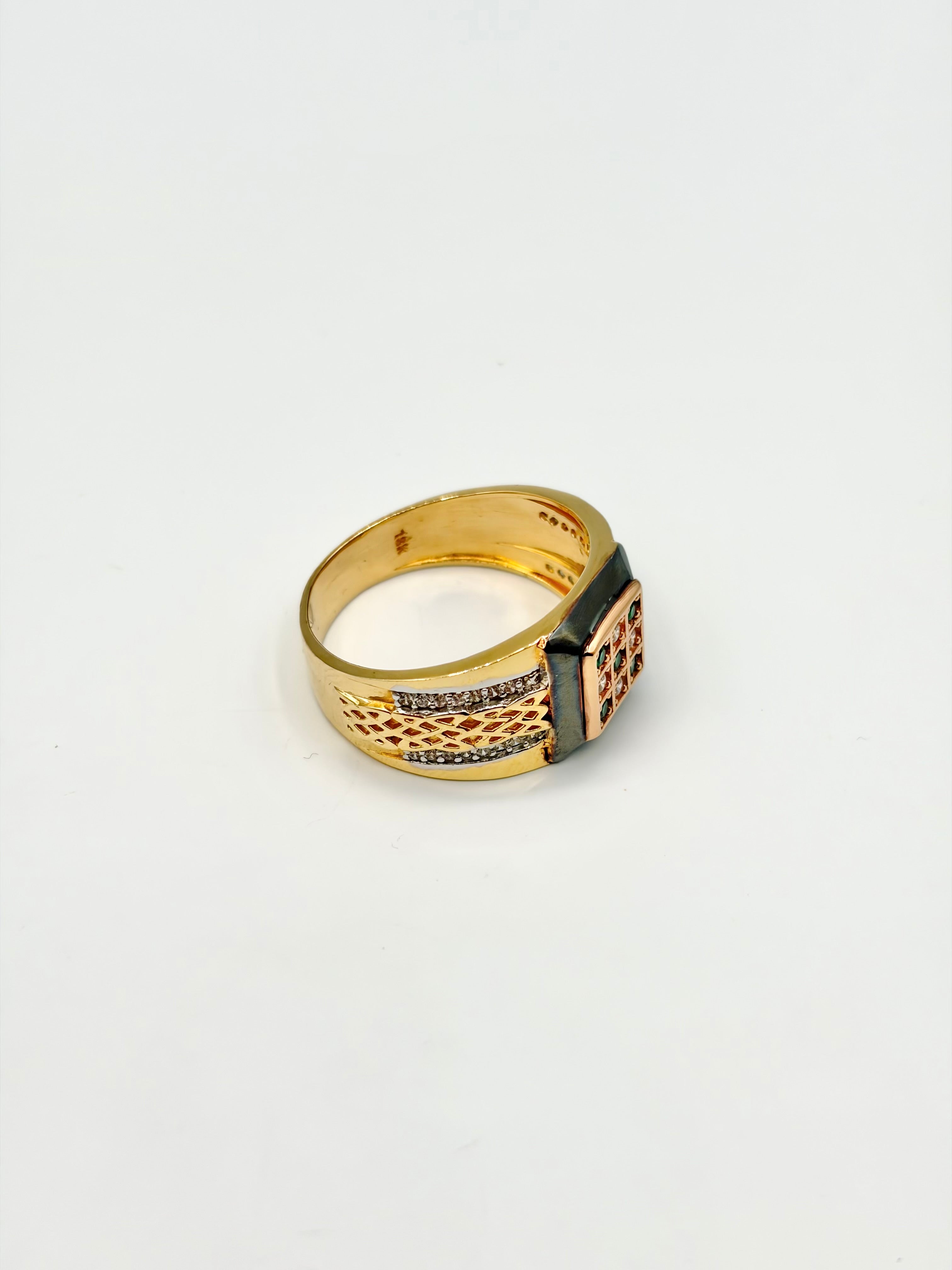 Anillo Cuadrado circones verdes-blancos  Oro amarillo y Oro rosa 18k / Talla 10/30 / 7,71 Gr