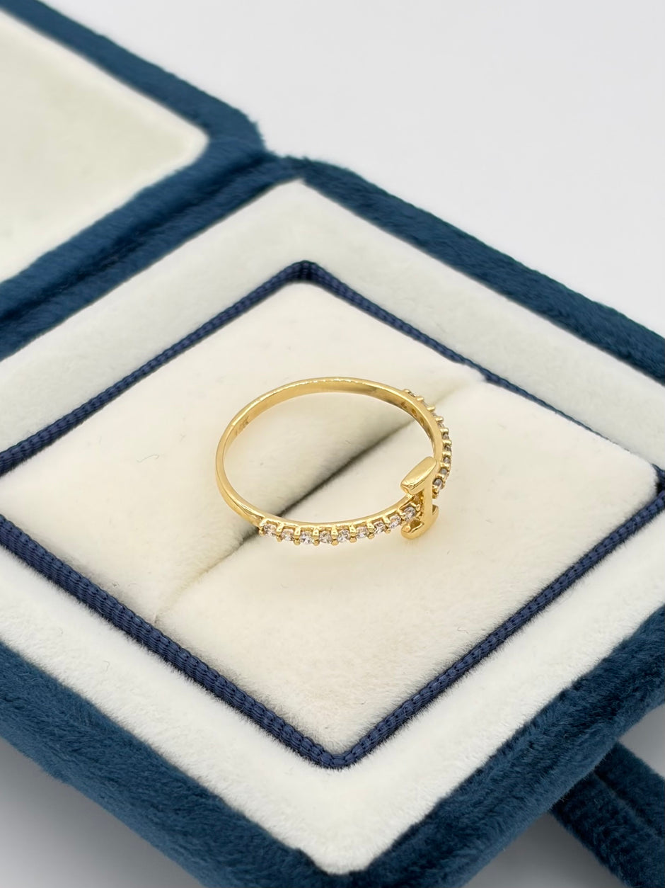 Anillo Inicial I con circones blancos  Oro amarillo 18k / Talla 7/2 / 1,43 Gr