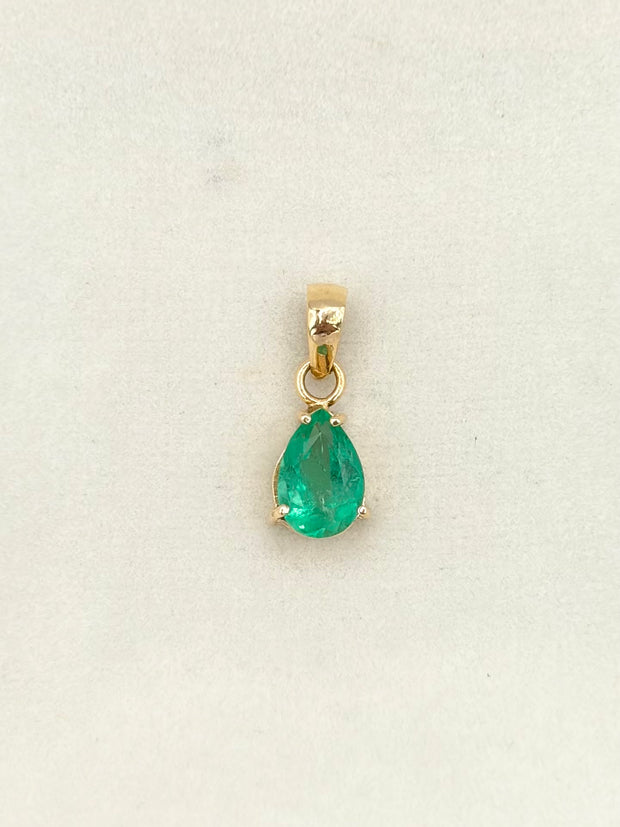 Dije Esmeralda gota  Oro amarillo 18k 0,30 Gr / 5 mm