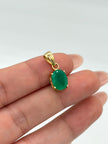 Dije Esmeralda ovalada Oro amarillo 18k 1 Gr / 9 mm