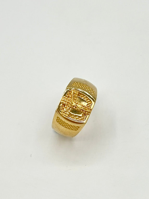Anillo Troquelado Cristo Oro amarillo 18k / Talla 7/2 / 3,84 Gr