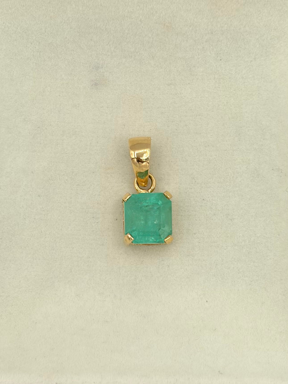 Dije Esmeralda cuadrada Oro amarillo 18k 1,05 Gr / 7 mm
