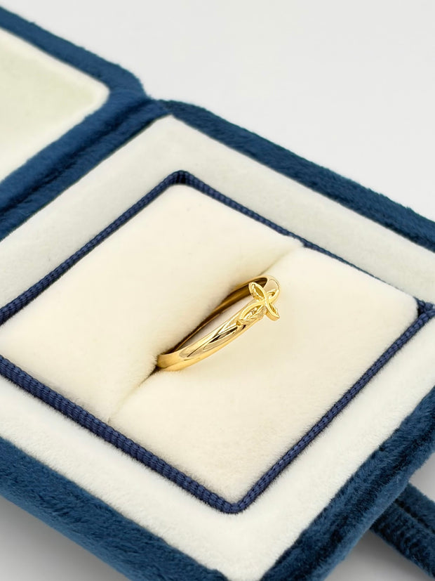 Anillo Cruz  Oro amarillo 18k / Talla 6/2 / 0,97 Gr