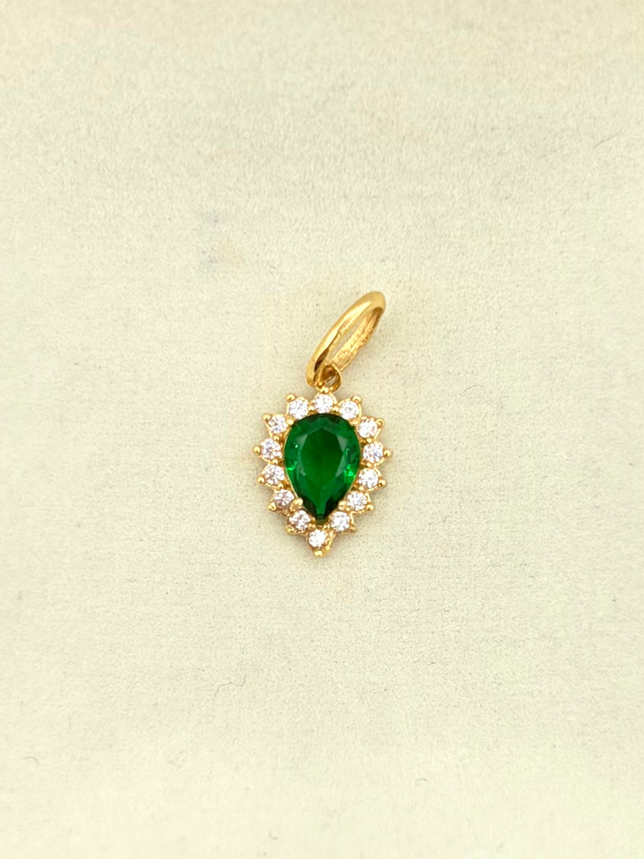 Dije Gota circones  Oro amarillo 18k 0,91 Gr / 0,7 mm