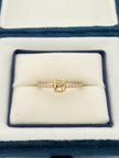 Anillo Inicial B con circones blancos  Oro amarillo 18k / Talla 7 / 1,69 Gr
