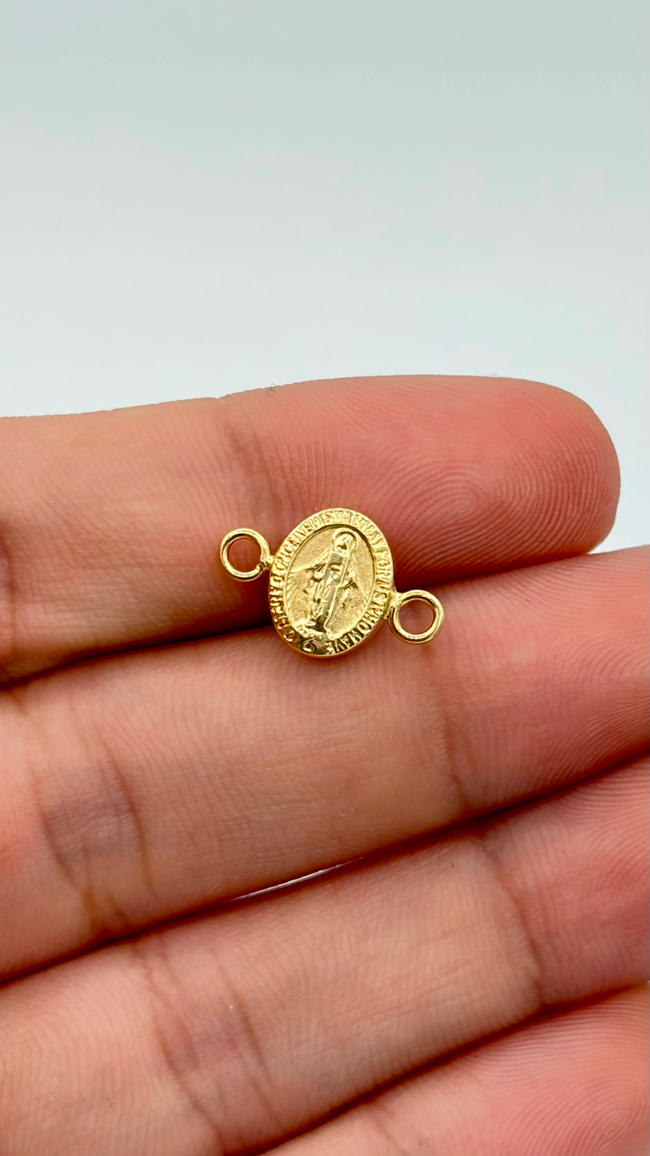 Herraje milagrosa Oro amarillo 18k 0,40 Gr / 1,4 Cm