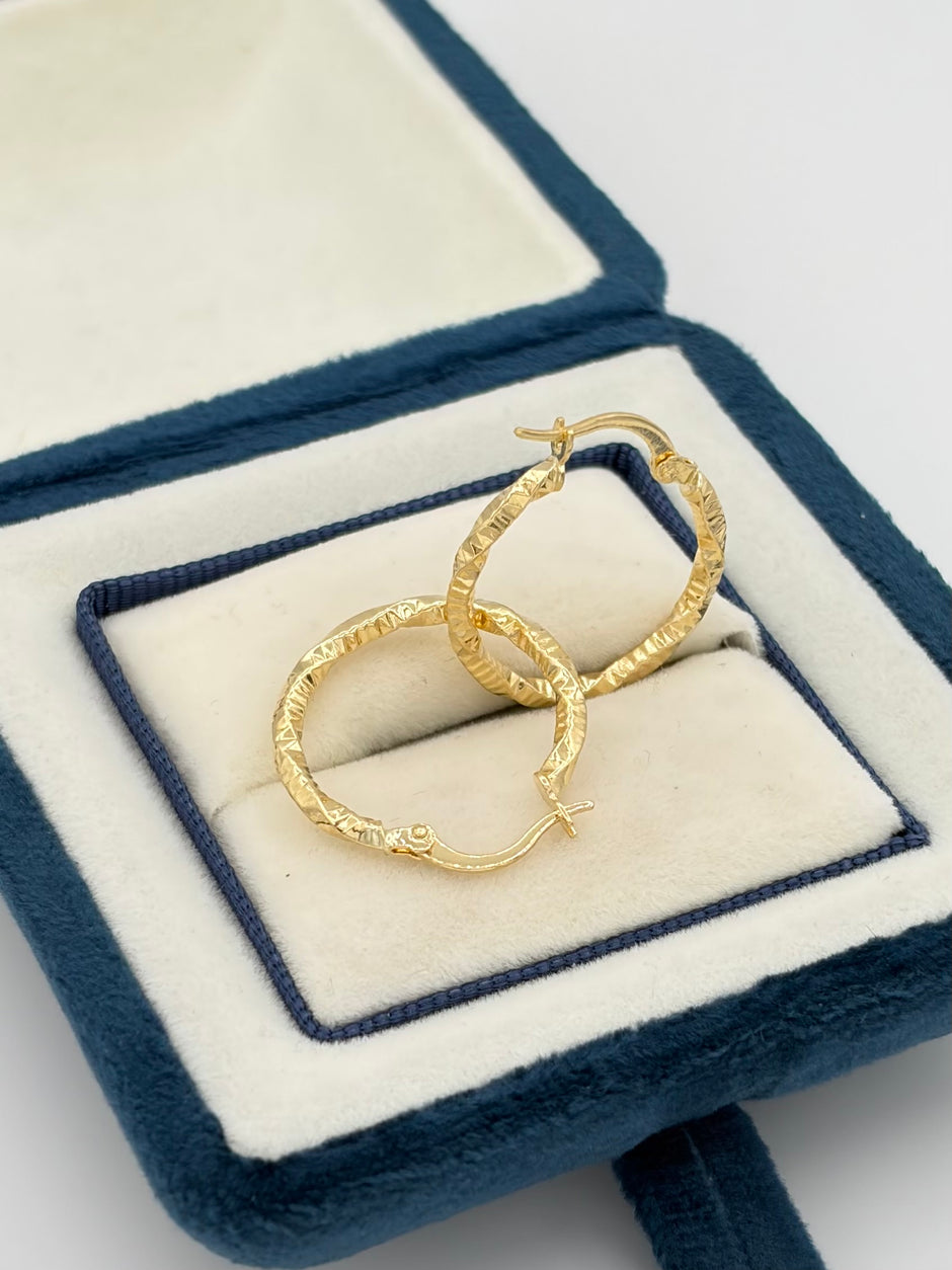 Candonga Melcocha  Oro amarillo 18k 1,87 Gr / 2 Cm