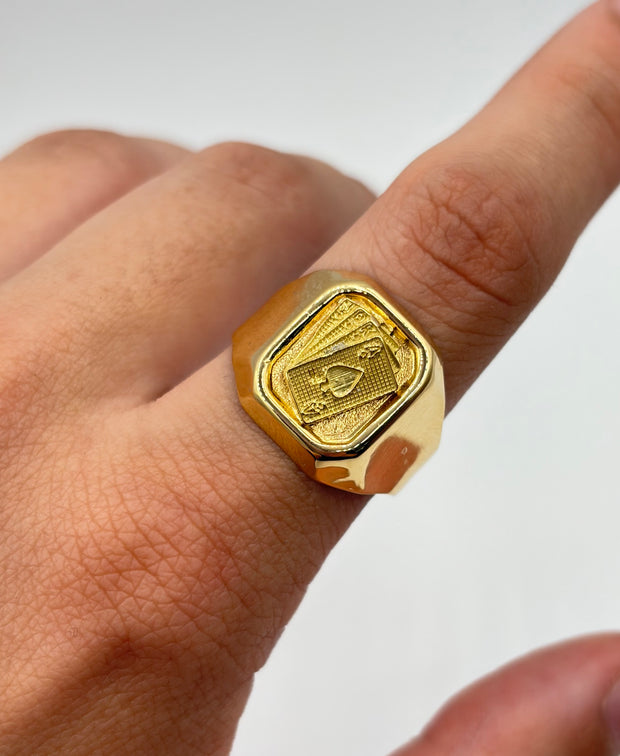 Anillo Troquelado maso de cartas  Oro amarillo 18k / Talla 9/2 / 3,97 Gr