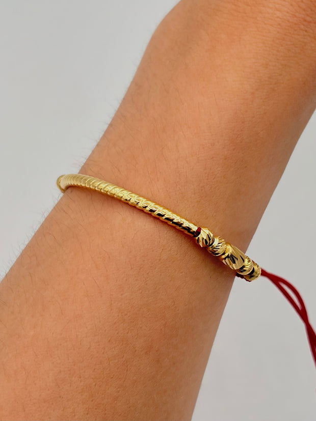Pulsera tejida centro de manilla 8BD #4 2CD #4 hilo rojo Oro amarillo 18k 1,45 Gr