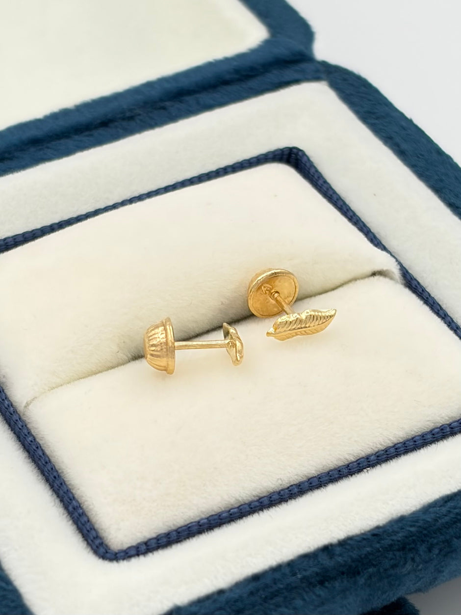 Topos pluma  Oro amarillo 18k 0,48 Gr / 2 mm